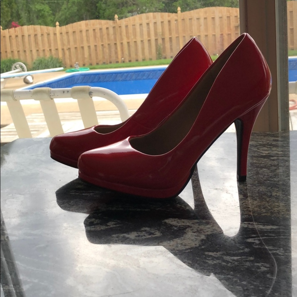sexy red heels 👠